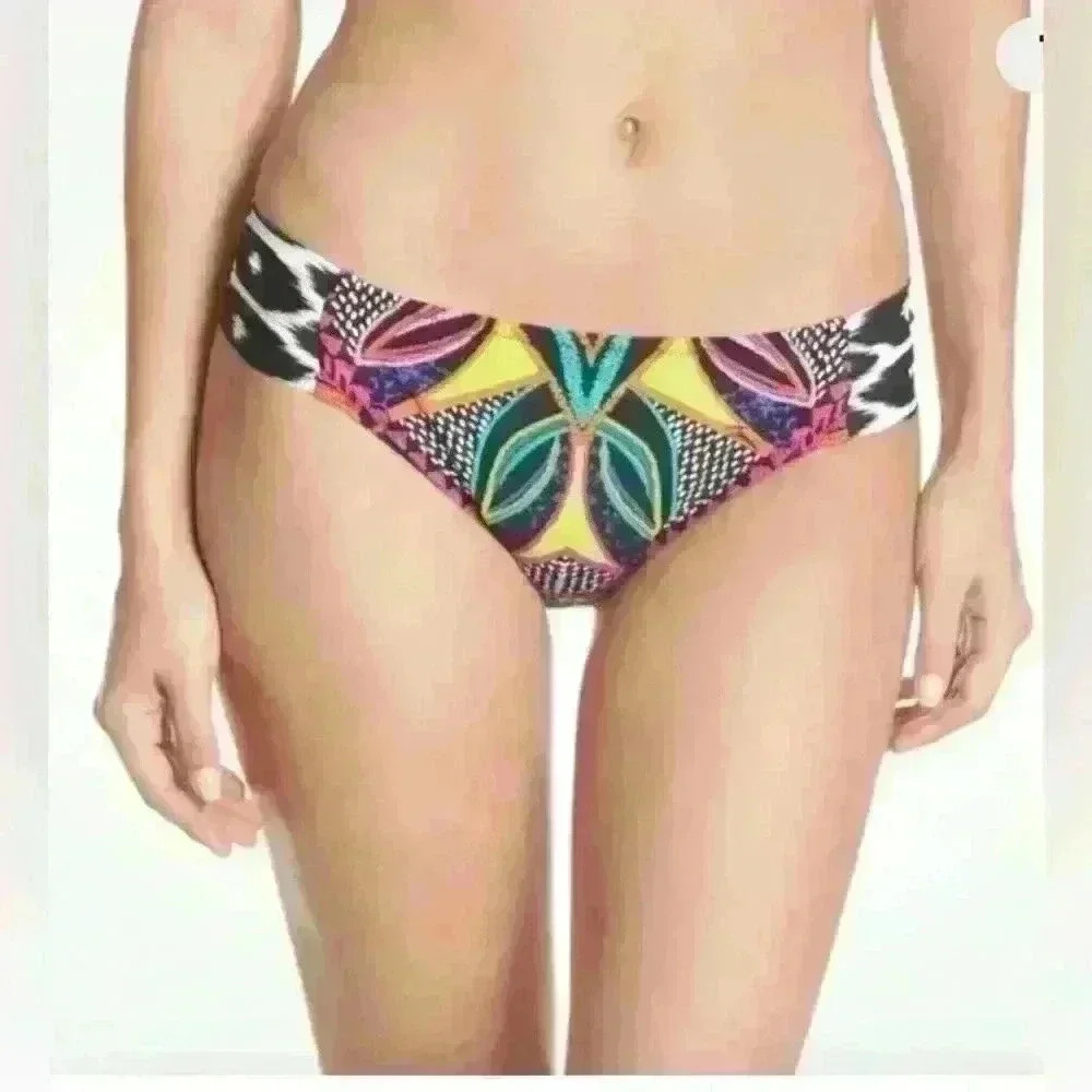 Trina Turk Africana bikini bottom NWT  , sz 6